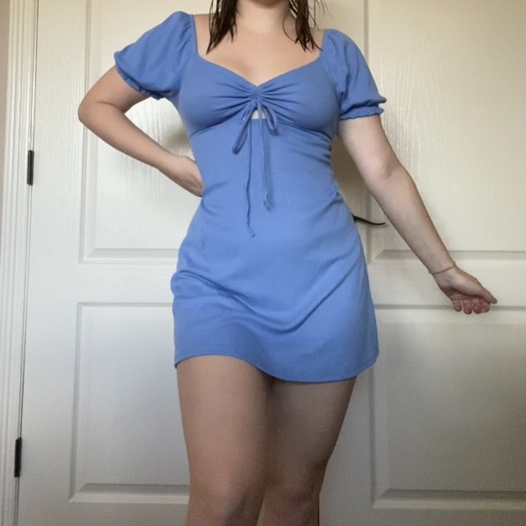 Light blue shirt dress with short sleeves in a women’s size small - Picture 4 of 5